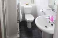 Toilet Kamar The Rest and Be Thankful Inn