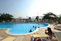 Swimming Pool Villaggio Club Eden