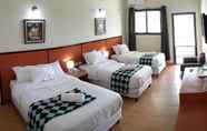 Bedroom 2 Express Inn Coronado Hotel & Camping