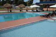 Swimming Pool Express Inn Coronado Hotel & Camping