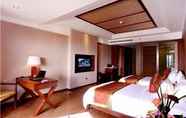 Bedroom 4 Grand Metropark Bay Hotel Sanya
