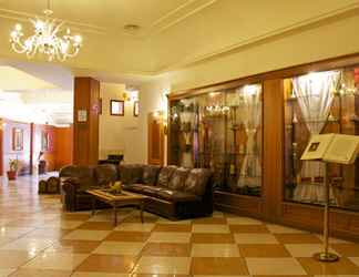 Lobby 2 Business Hotel