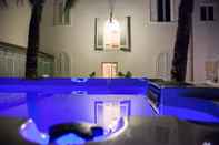 Swimming Pool Rosso di Sera Relais Tuscany