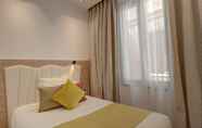 Bedroom 7 Best Western Plus Hotel Comedie Saint-Roch