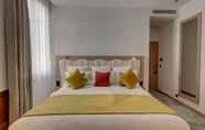 Bedroom 6 Best Western Plus Hotel Comedie Saint-Roch