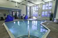 Swimming Pool 1000 Islands Harbor Hotel