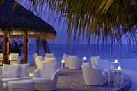 Bar, Cafe and Lounge Kandolhu Maldives