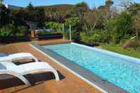 Swimming Pool Le Chalet Waiheke Apartments