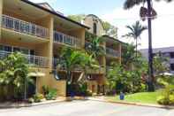 Exterior The York Beachfront Holiday Apartments