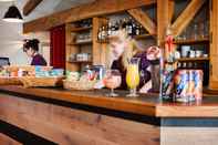 Bar, Cafe and Lounge Relais des Vigiers