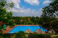 Kolam Renang Memoria Palace & Resort