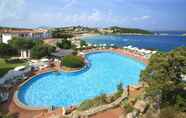 Swimming Pool 4 Hotel la Bisaccia