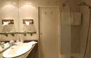 In-room Bathroom 7 Hostellerie Kemmelberg