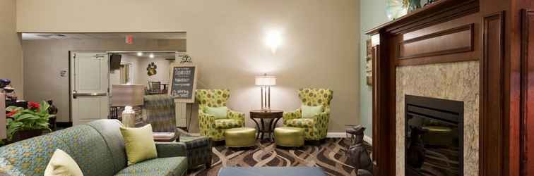 Lobi AmeriVu Inn and Suites - Chisago City