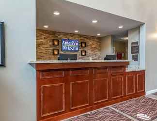 Lobi 2 AmeriVu Inn and Suites - Chisago City