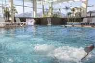 Swimming Pool Hotel Terme Leonardo