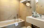 Toilet Kamar 2 Hotel Donny