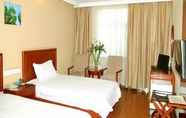 Bedroom 7 GreenTree Inn Wenshang Baoxiang Temple Express Hotel