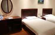 Bedroom 6 GreenTree Inn Shantou Jinhu Road Business Hotel