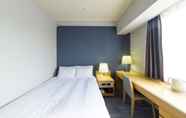 Kamar Tidur 2 SureStay Plus Hotel by Best Western Shin-Osaka