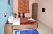 Bedroom 3 Airport Hotel Mayank Residency