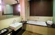 In-room Bathroom 5 The Mulian Hotel Guangzhou Zhujiang New Town