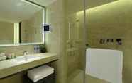 ห้องน้ำภายในห้อง 6 Hyatt Place Shenzhen Dongmen
