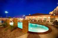 Swimming Pool TownePlace Suites El Paso Airport