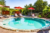 Swimming Pool Seasons Sport and Spa