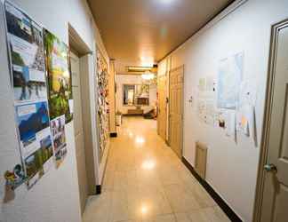 ล็อบบี้ 2 Beewon Guest House - Hostel