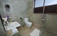 Toilet Kamar 6 Mandara Resort