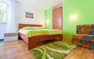 Kamar Tidur 2 Villa Ratac