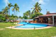 Kolam Renang Paradise Beach Hotel