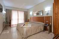 Bedroom Gran Hotel Corona Sol