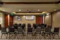 Functional Hall Hampton Inn & Suites Portland/Vancouver