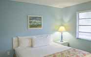 Kamar Tidur 2 Seaspray Surf Lodge