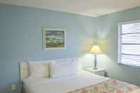 Kamar Tidur Seaspray Surf Lodge