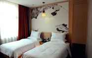 Bedroom 7 XingHe Business Hotel - Railway Station & Yuexiu Park Branch