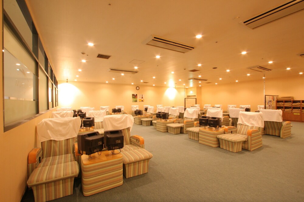 ร้านอาหาร 6 Capsule Inn Kamata