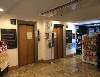 Lobby 2 Capsule Inn Kamata