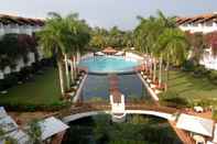 Swimming Pool Lanka Princess All Inclusive Hotel