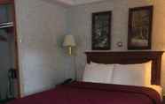 Kamar Tidur 6 Stonybrook Motel & Lodge