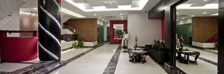Lobby Innotel Luxury Business Hotel