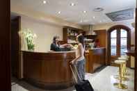 บาร์ คาเฟ่ และเลานจ์ Hotel La Villetta