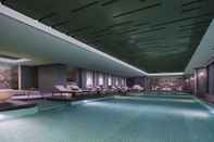 สระว่ายน้ำ Sheraton Qingdao Licang Hotel