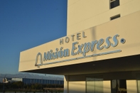 Exterior Hotel Misión Express Monterrey Aeropuerto La Fe