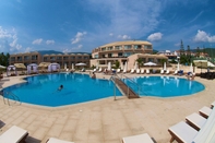 Swimming Pool Ionian Emerald Resort