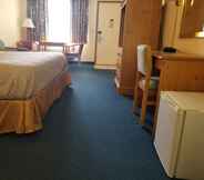 Bedroom 2 Hotel O Eureka Springs - Christ Of Ozark Area