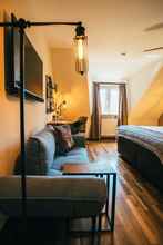 Bedroom 4 Hotel Bayerischer Hof