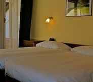 Bedroom 4 Golf Hotel La Pinetina